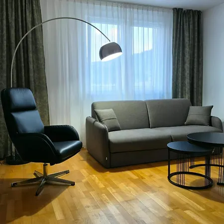 Capital Views Apartamento